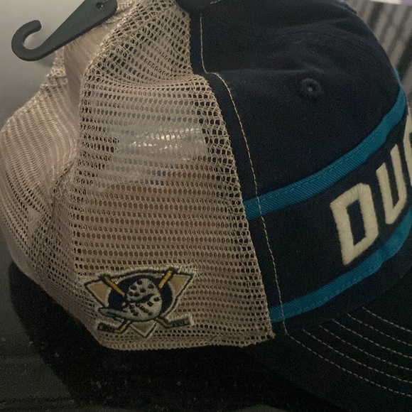 🏒NHL ‘47 Anaheim Ducks  Mesh Trucker Hat. ((Adjustable) - Picture 2 of 6
